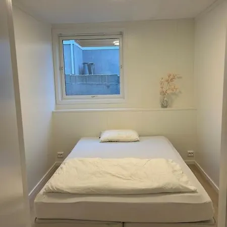 Sentralt Hus Med Egen Parkering Apartamento Egersund